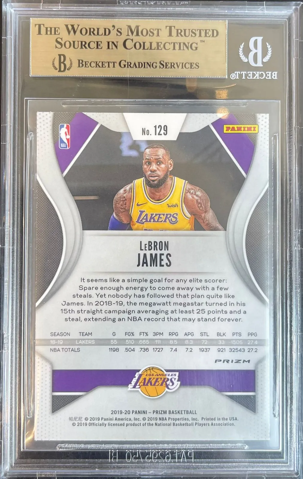 2019-2020 Panini Prizm Prizms Green #129 Lebron James graded by Beckett (9.5)