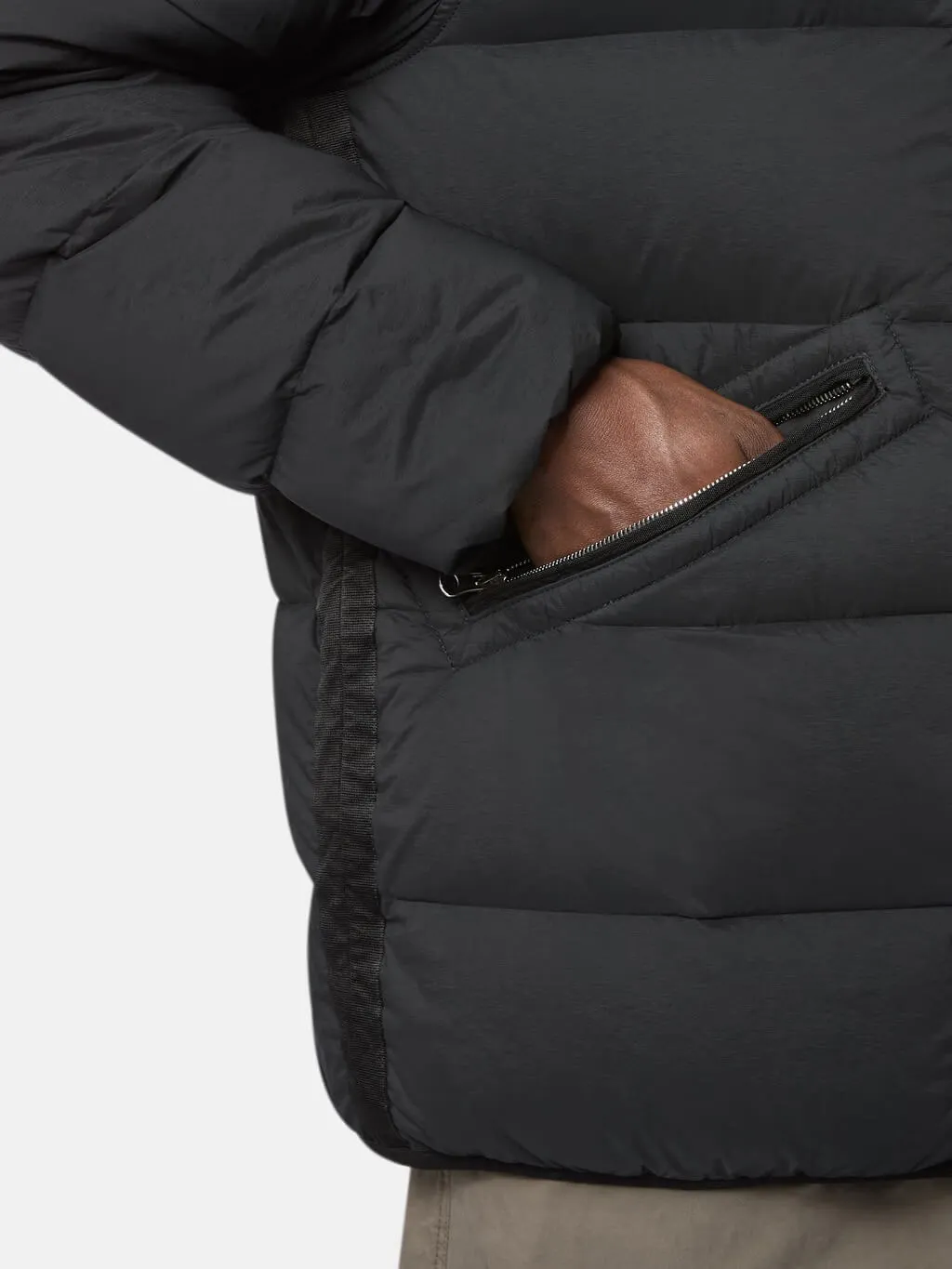 43128 Seamless Tunnel Hooded Down Jacket