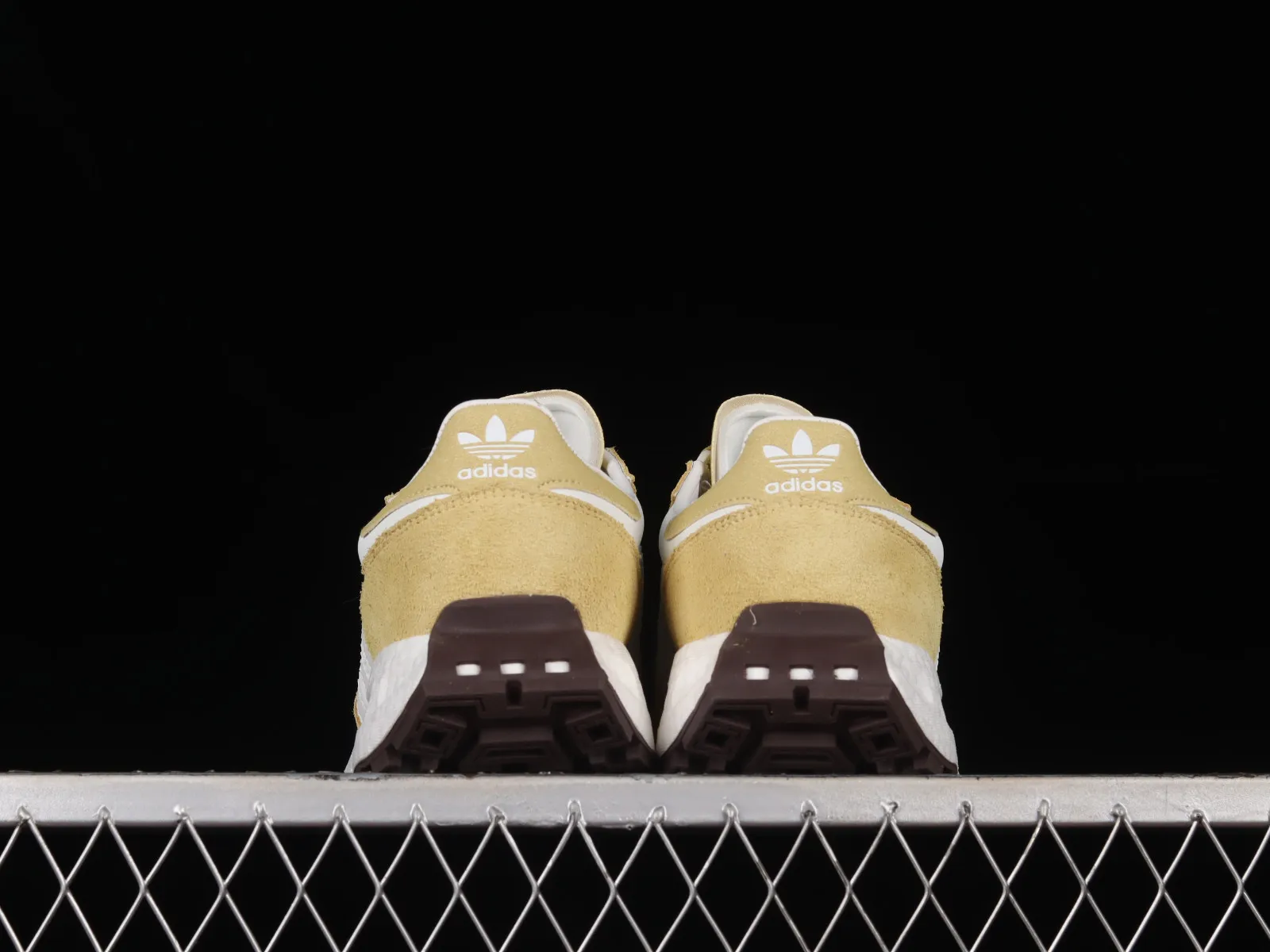 Adidas Retropy E5 Cloud White Yellow Brown GY9919