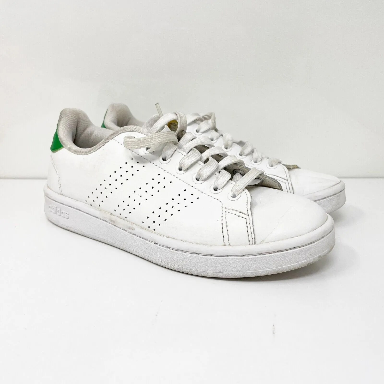 Adidas Womens Advantage FW7872 White Casual Shoes Sneakers Size 6