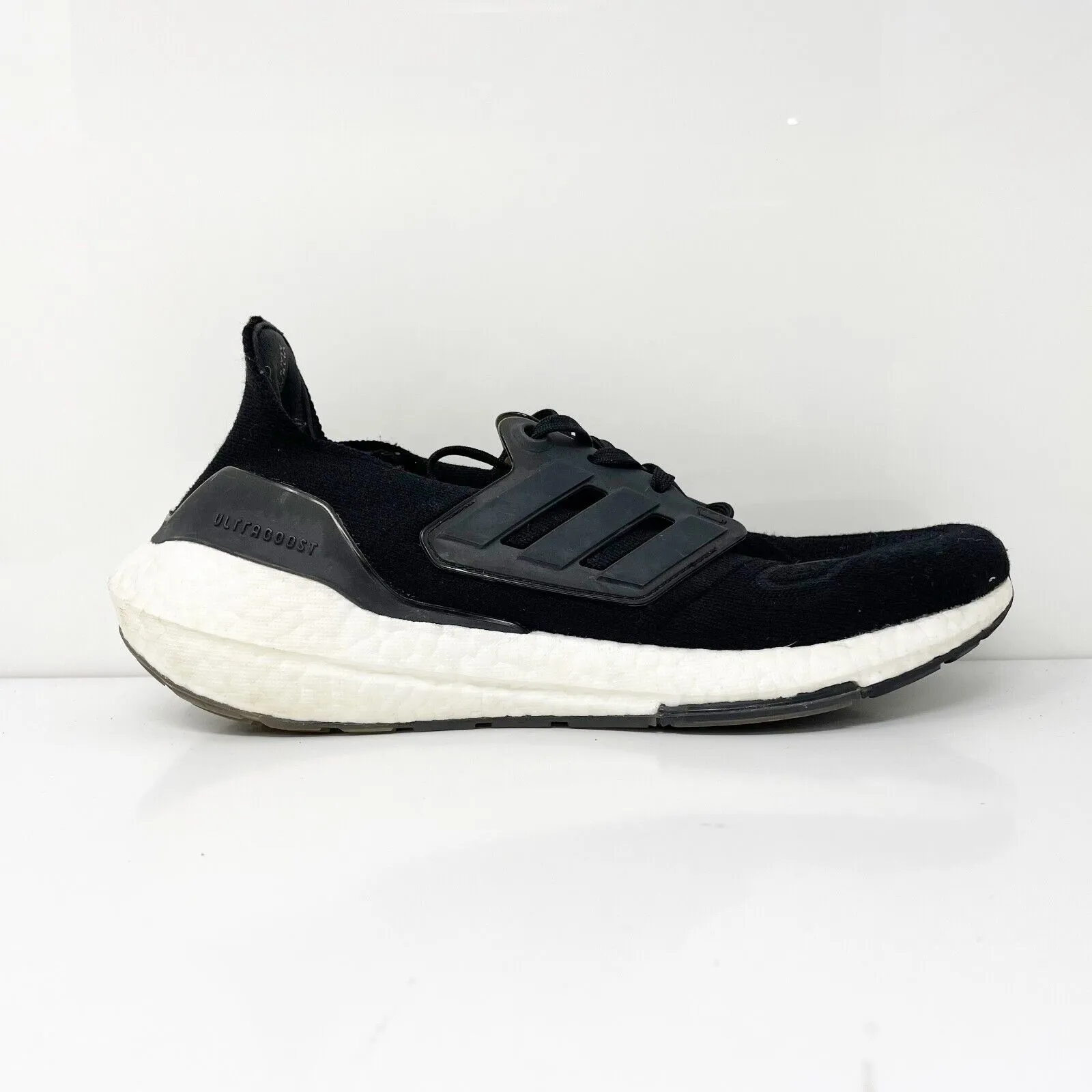 Adidas Womens UltraBoost 22 GX5591 Black Running Shoes Sneakers Size 9