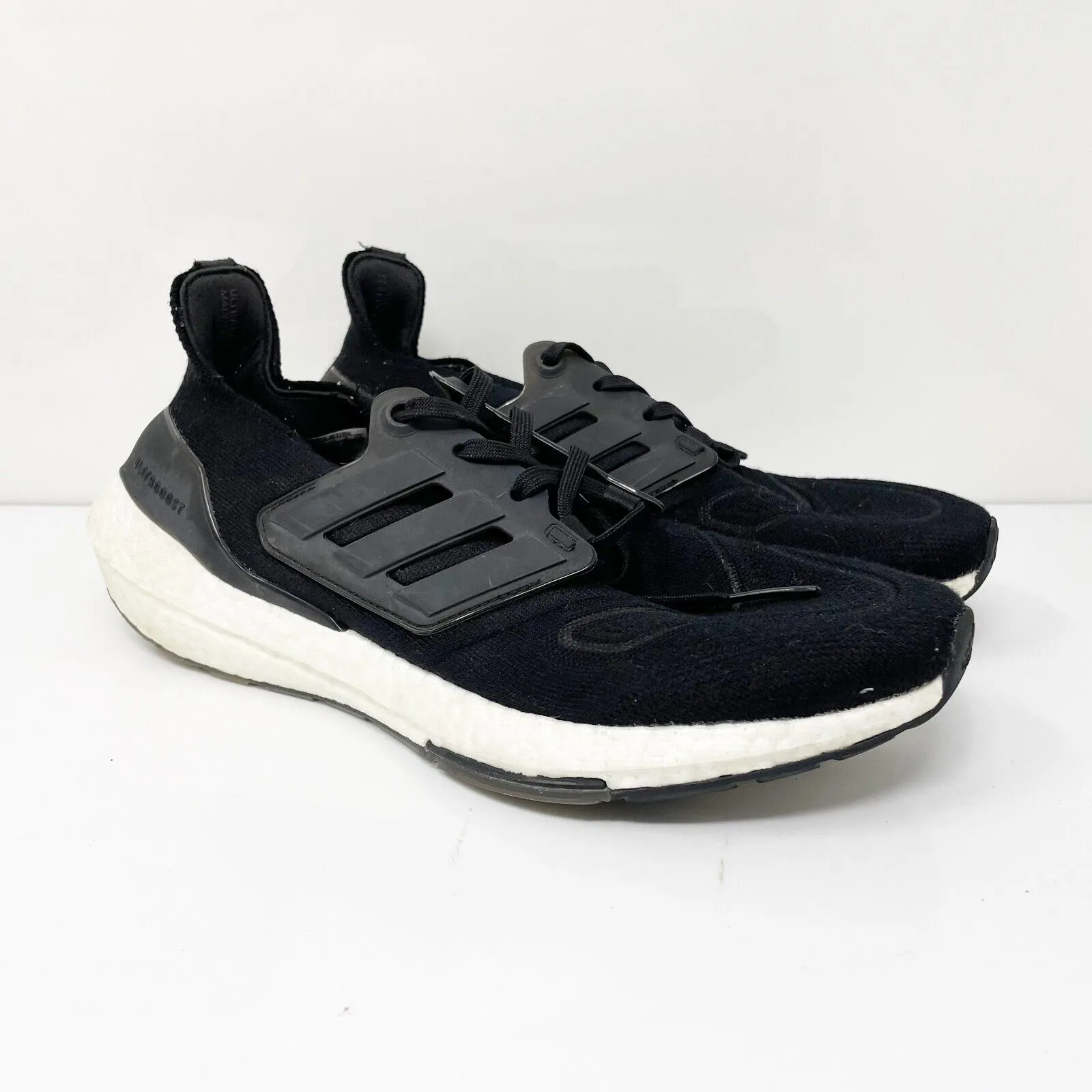 Adidas Womens UltraBoost 22 GX5591 Black Running Shoes Sneakers Size 9