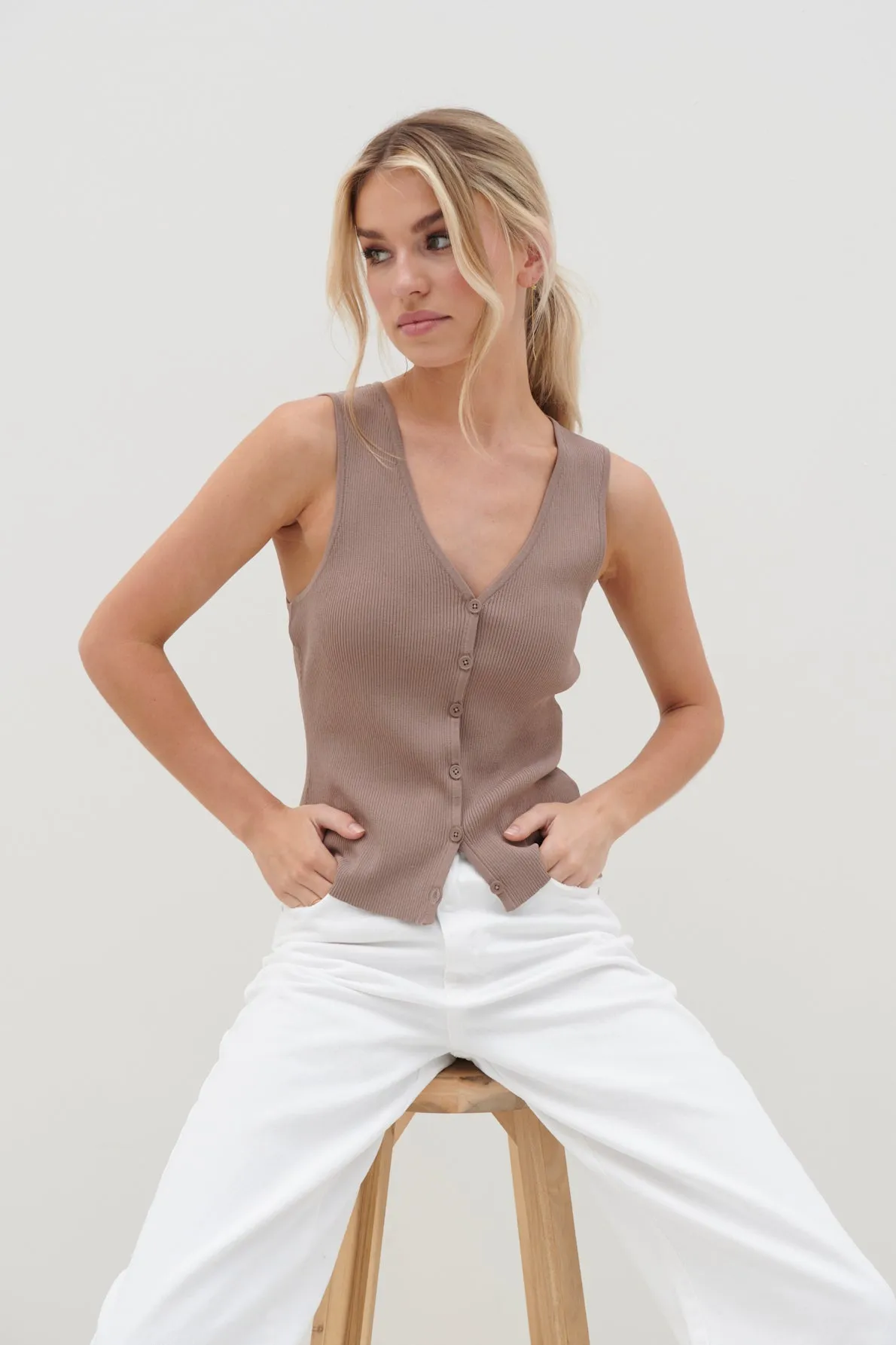 Casey Sleeveless Button Top - Taupe