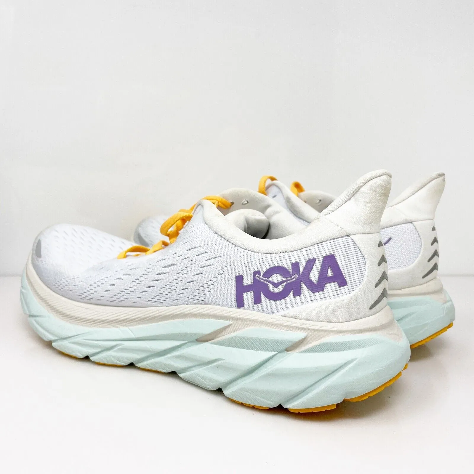 Hoka One One Womens Clifton 8 1119394 BDBW White Running Shoes Sneakers Size 9 B