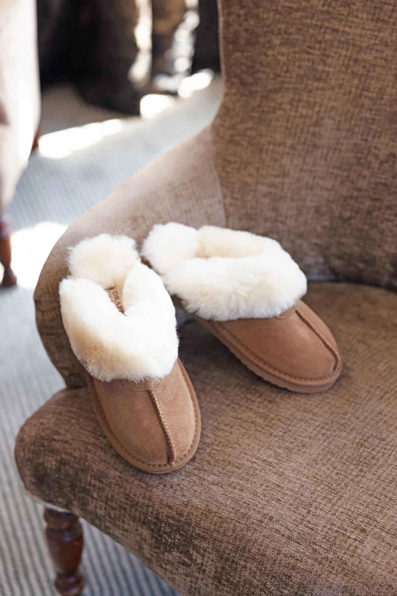 KIM Womens Sheepskin Mule Slippers