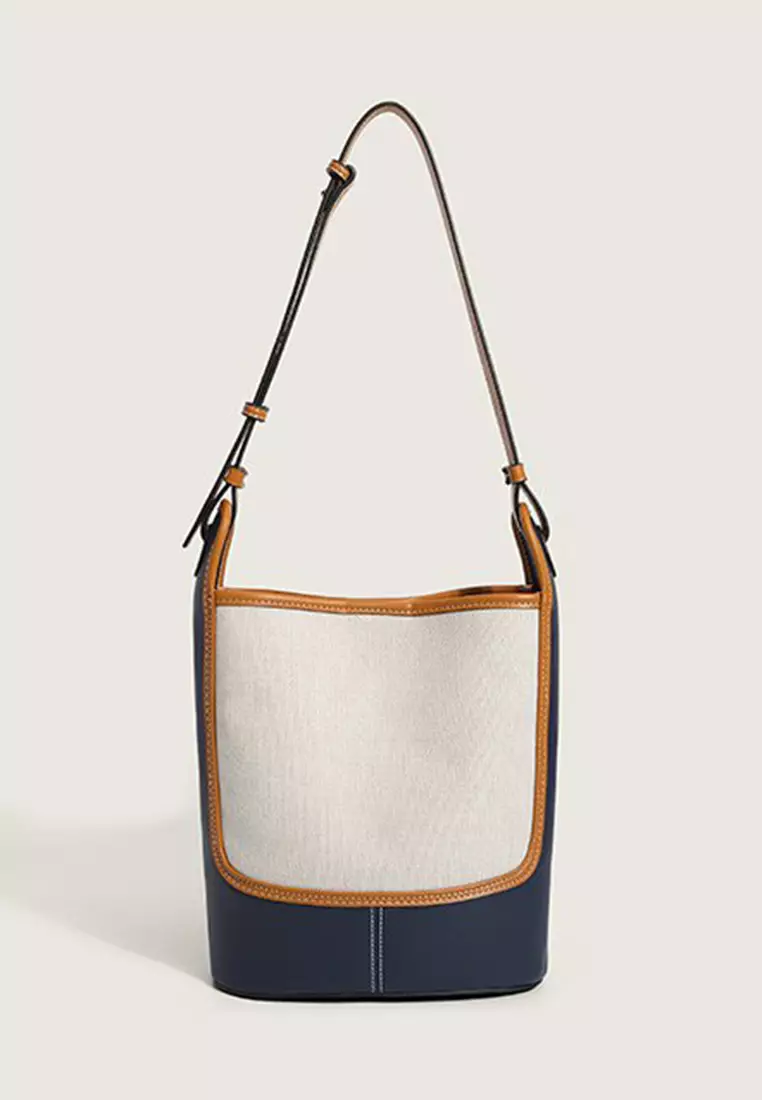 Lara Women's Leisure Magnetic Closure Tote Bag - Multi