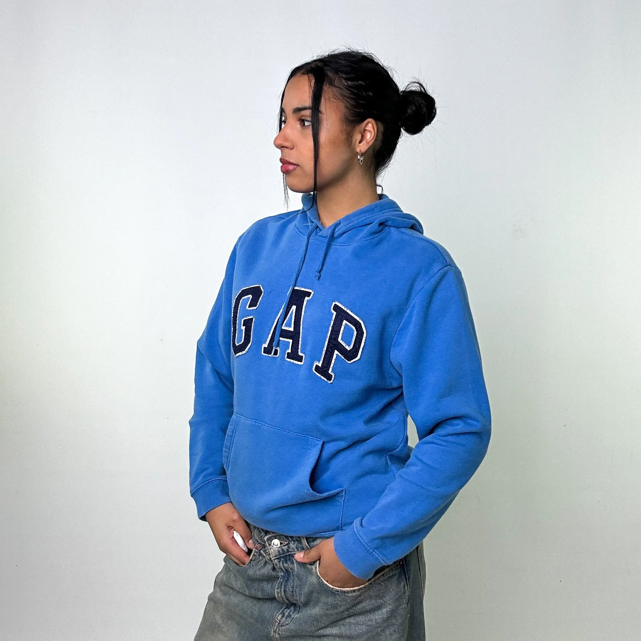 Light Blue 90s GAP Spellout Hoodie Sweatshirt (M)