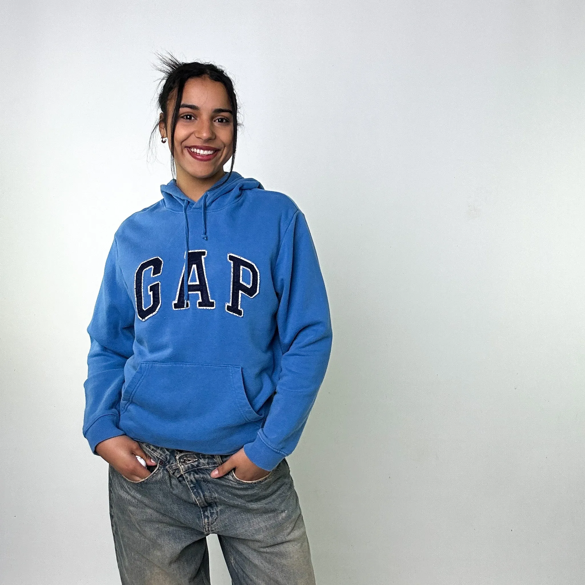 Light Blue 90s GAP Spellout Hoodie Sweatshirt (M)