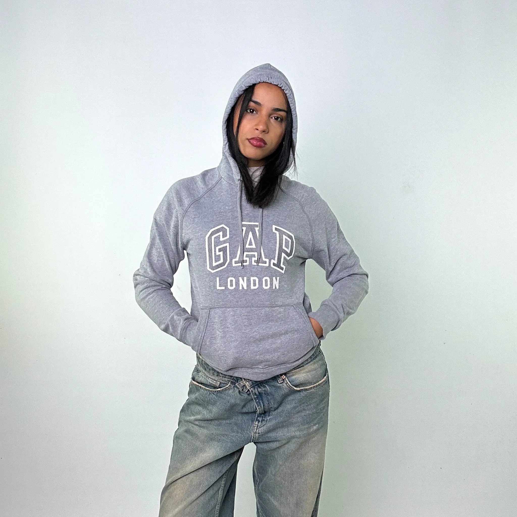 Light Grey 90s GAP Spellout Hoodie Sweatshirt (XS)