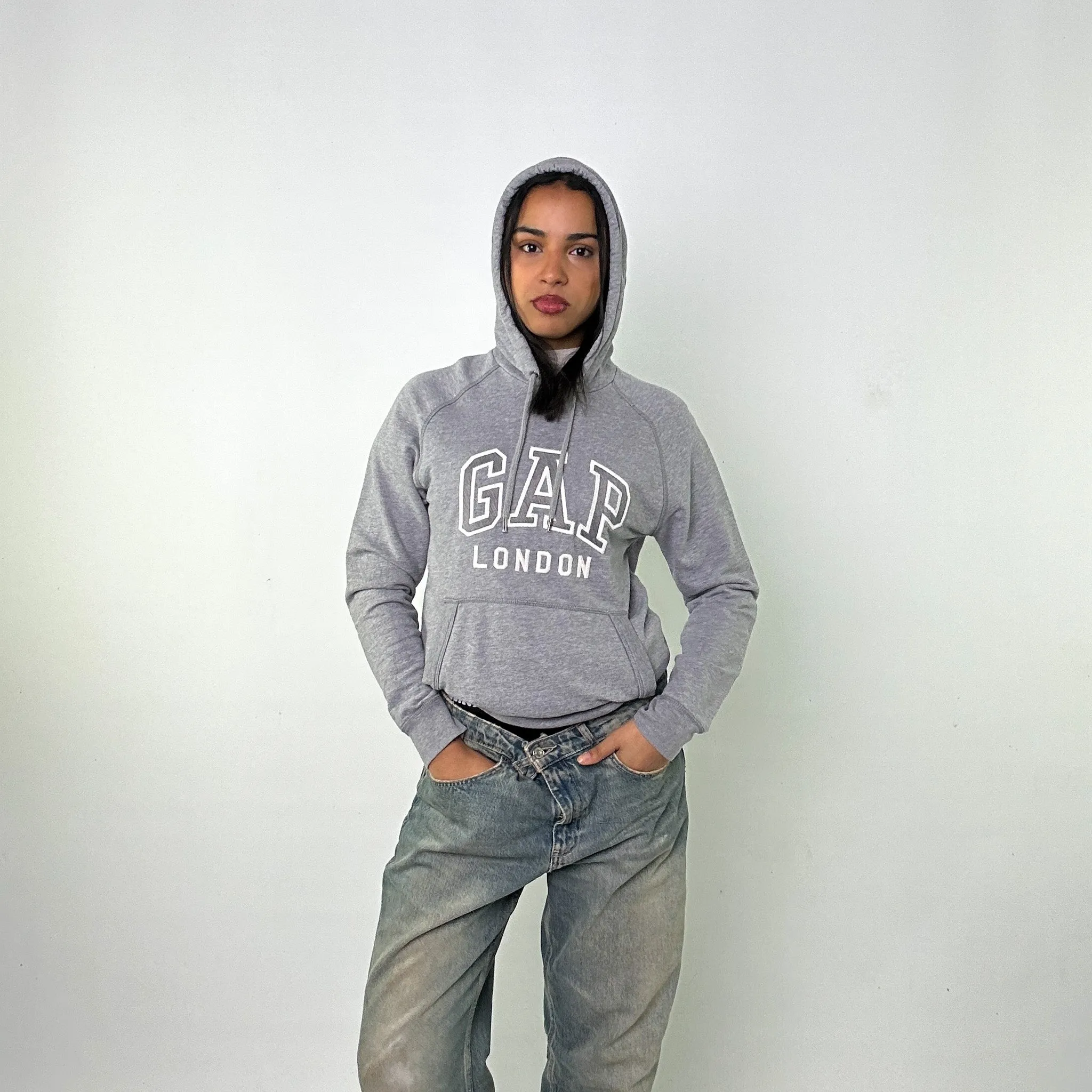 Light Grey 90s GAP Spellout Hoodie Sweatshirt (XS)