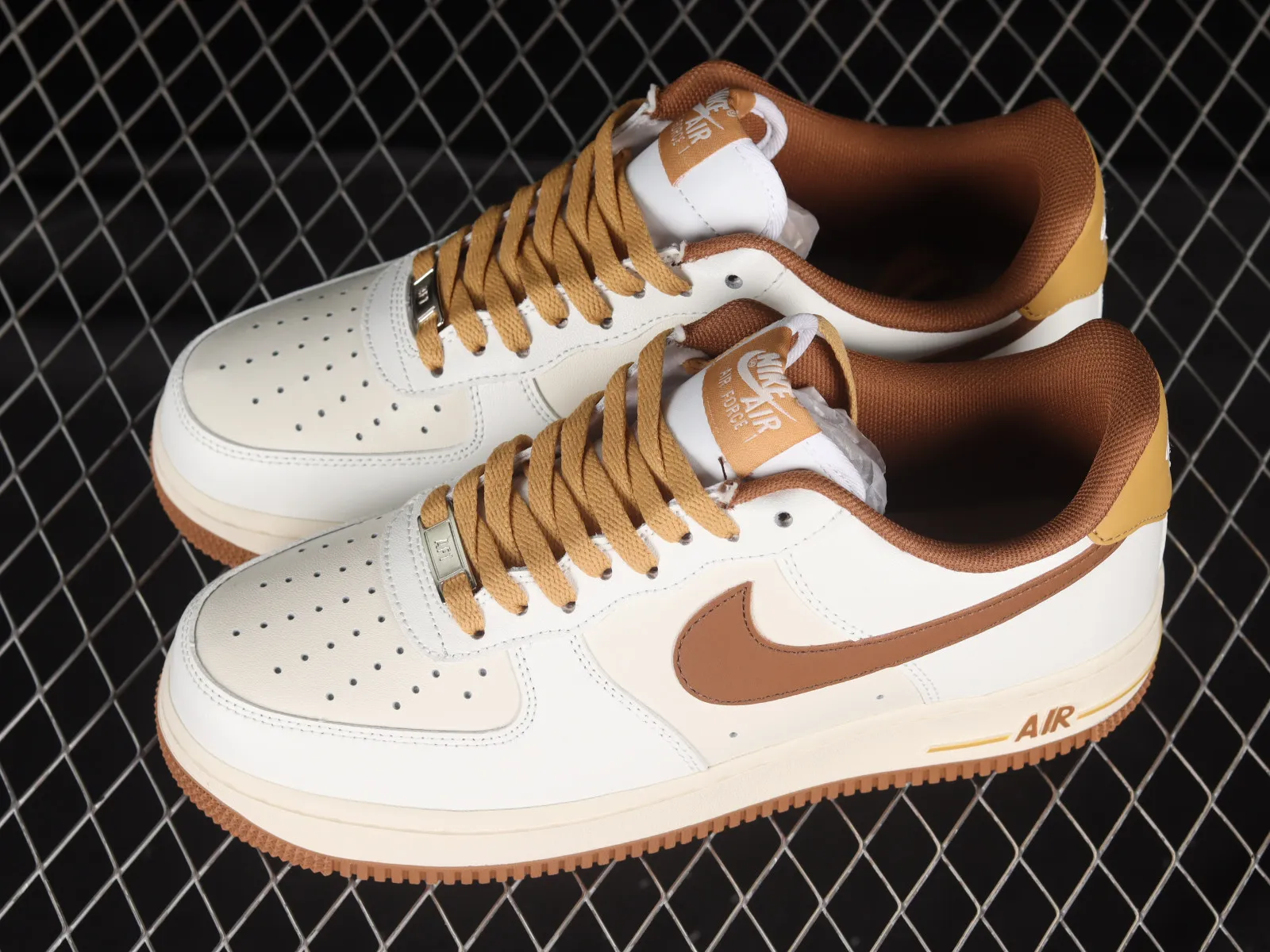 Nike Air Force 1 07 Low Badam Brown White YY3188-103