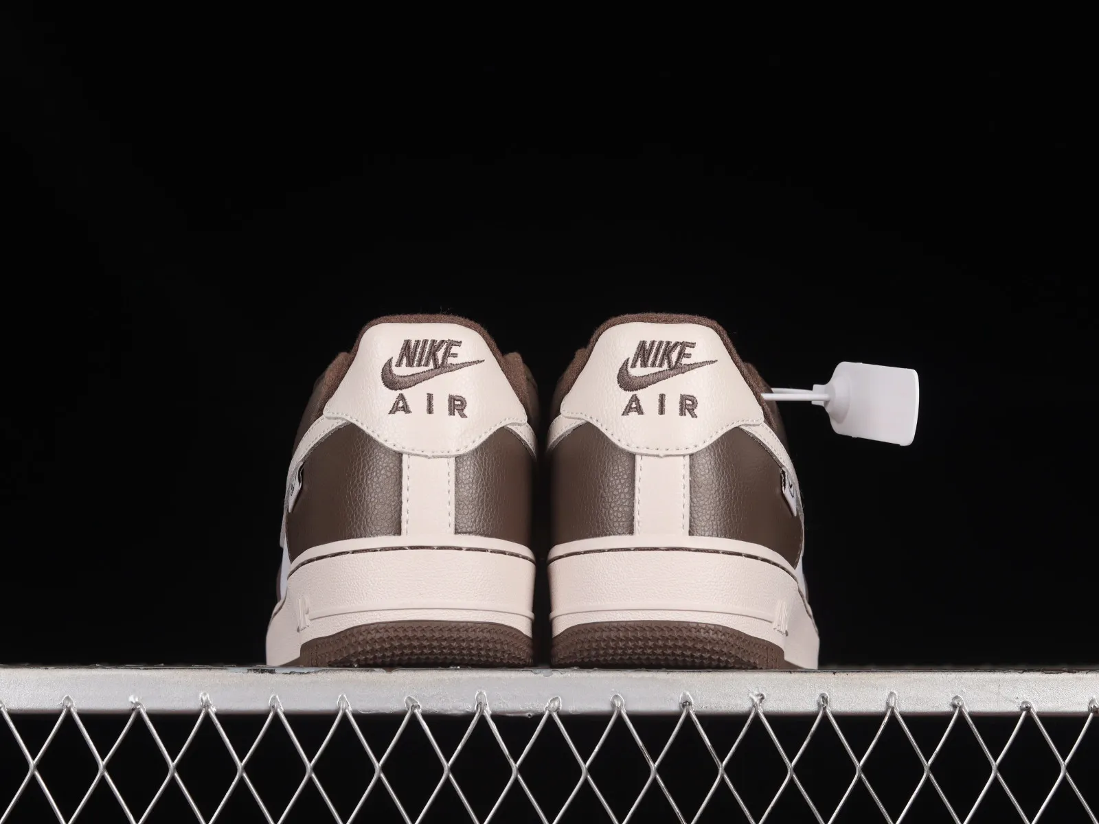 Nike Air Force 1 07 Low Brown Rice White DB3301-077