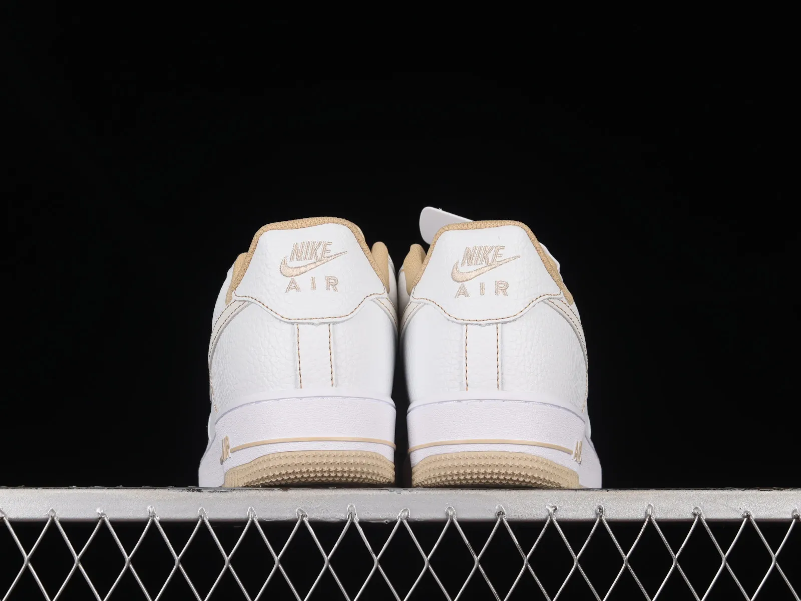 Nike Air Force 1 07 Low White Light Brown DF3266-053