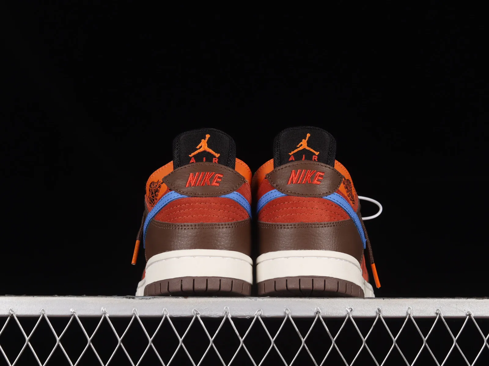 Nike SB Dunk Low Orange Brown Navy Blue BQ6817-066