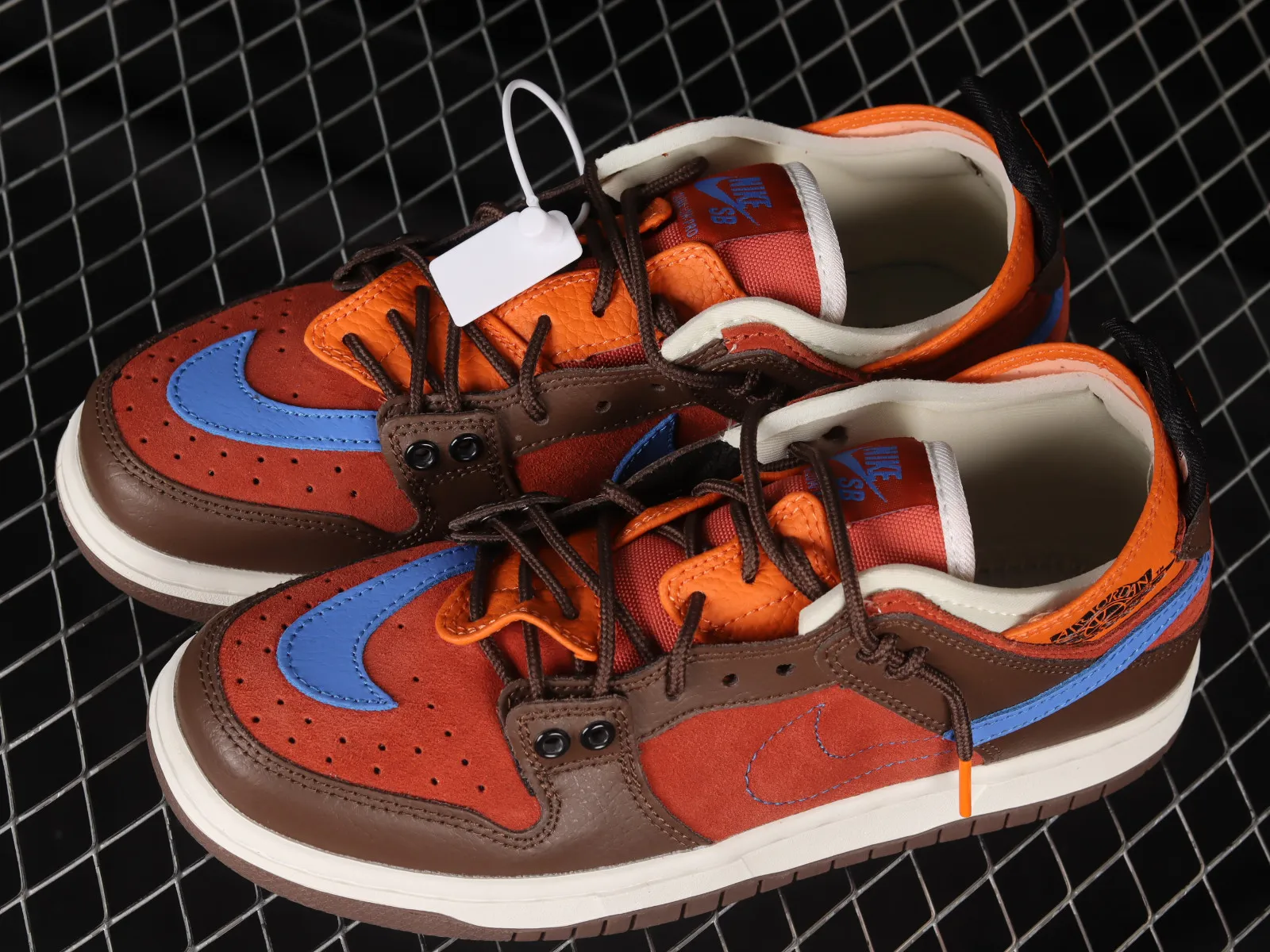 Nike SB Dunk Low Orange Brown Navy Blue BQ6817-066