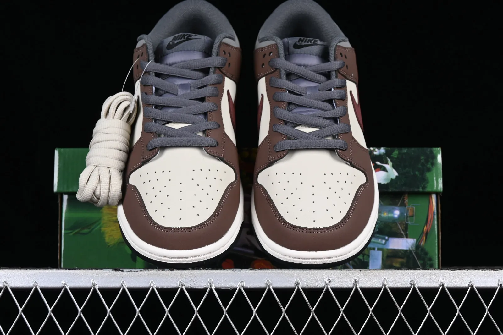 Otomo Katsuhiro x Nike SB Dunk Low Dark Red Brown Grey DD0302-956