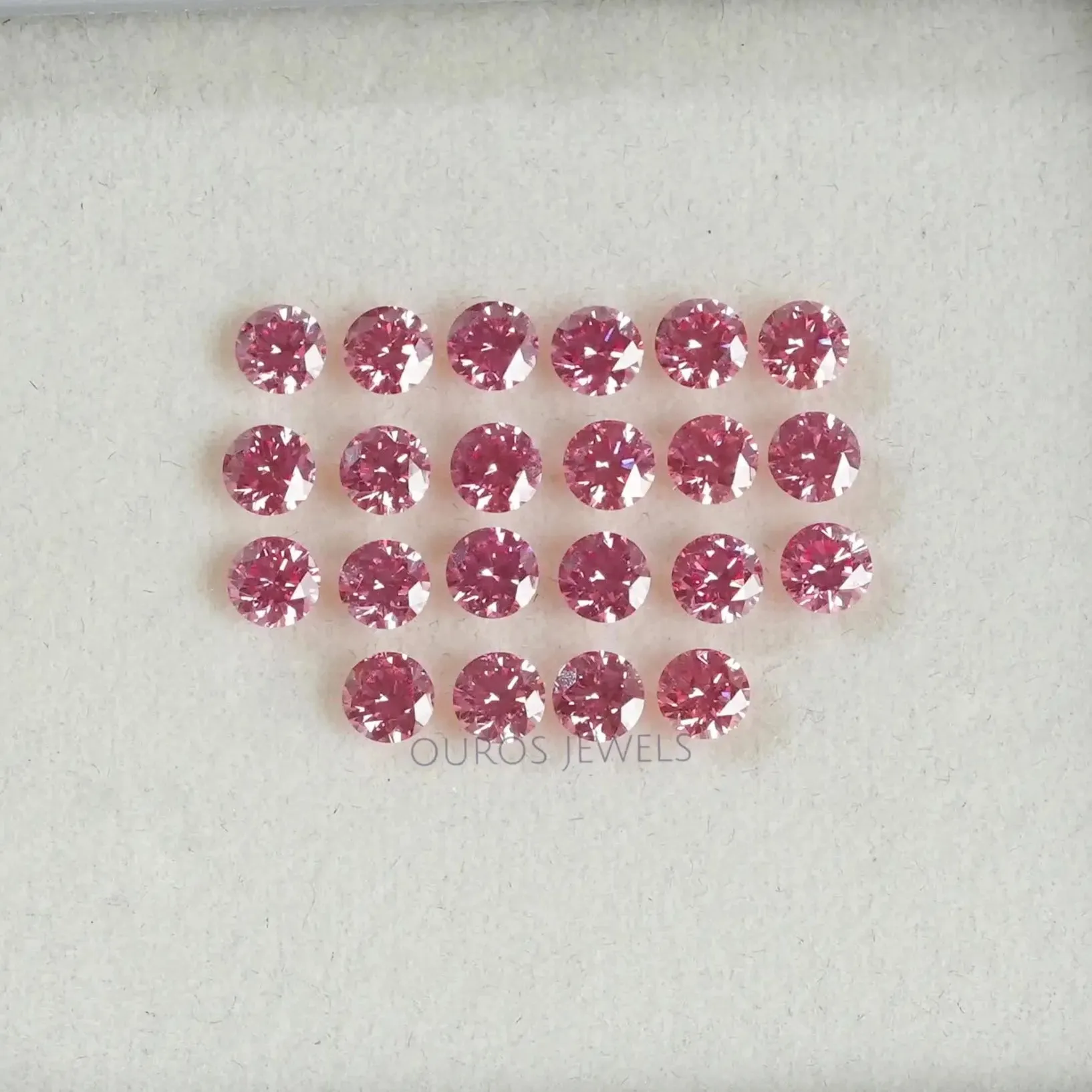 Pink Round Cut Lab Grown Diamond