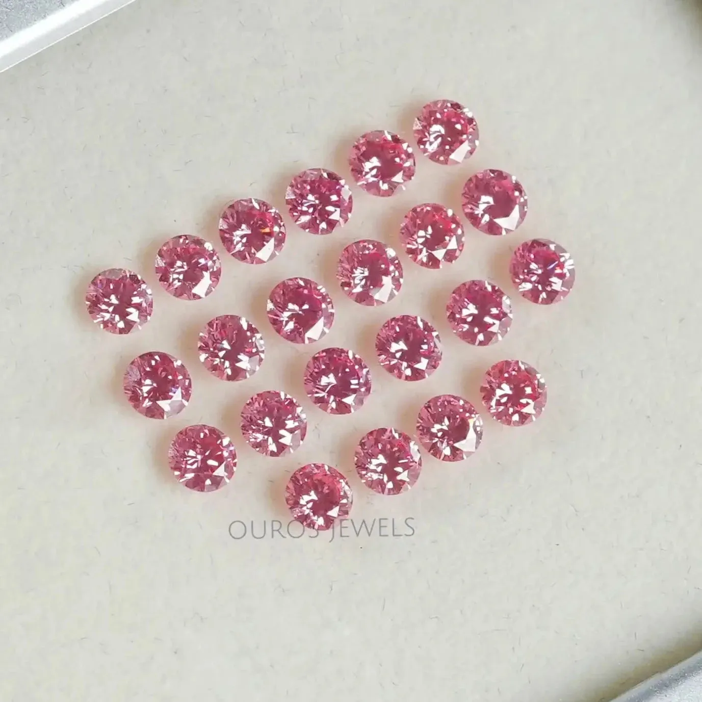 Pink Round Cut Lab Grown Diamond