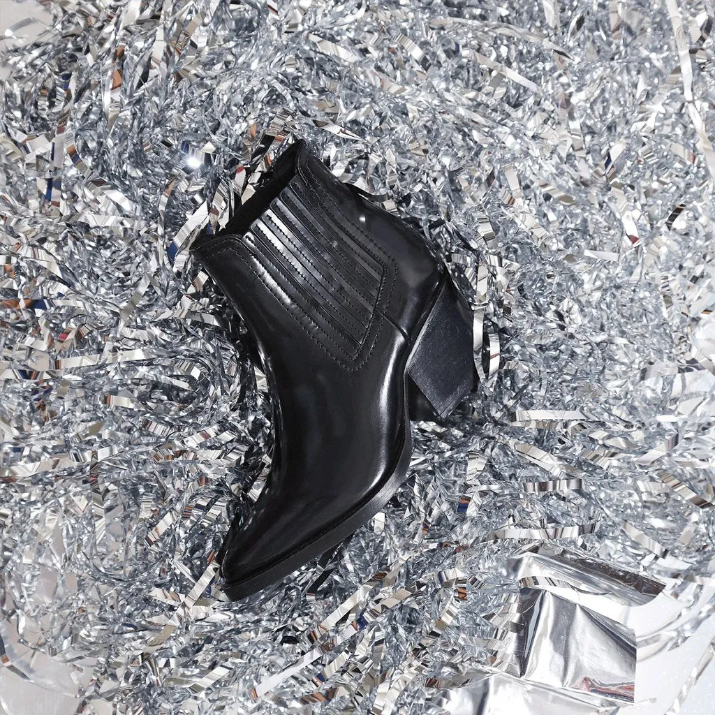 Saint Eleanor Black Patent Leather Chelsea Boots