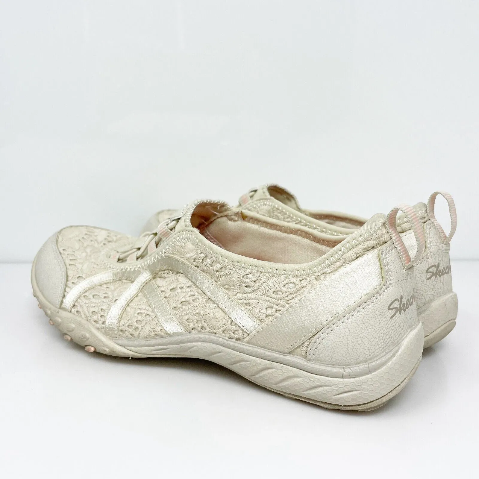 Skechers Womens Breathe Easy 23222 Beige Running Shoes Sneakers Size 5