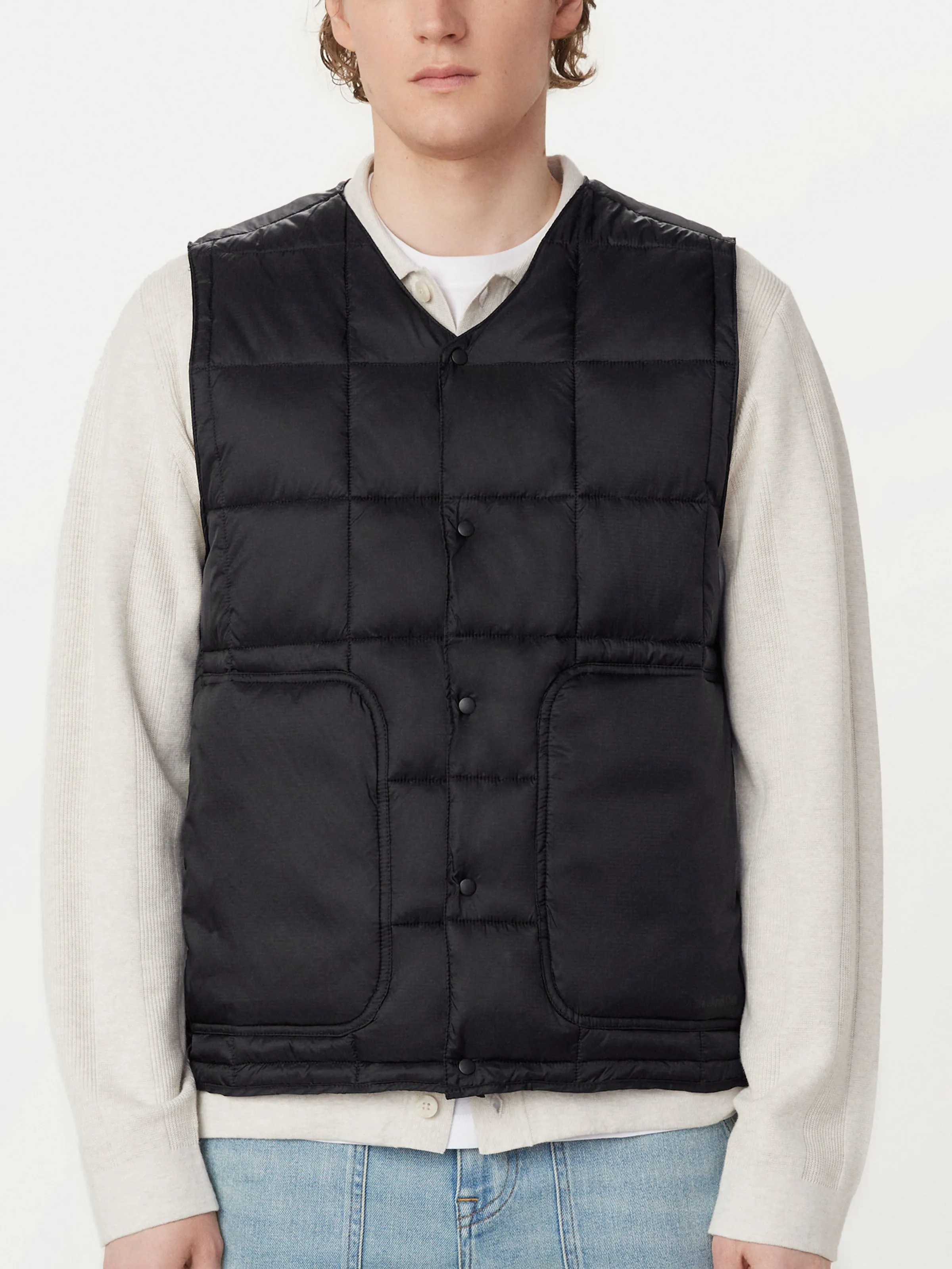 The Aero Packable Vest in Black