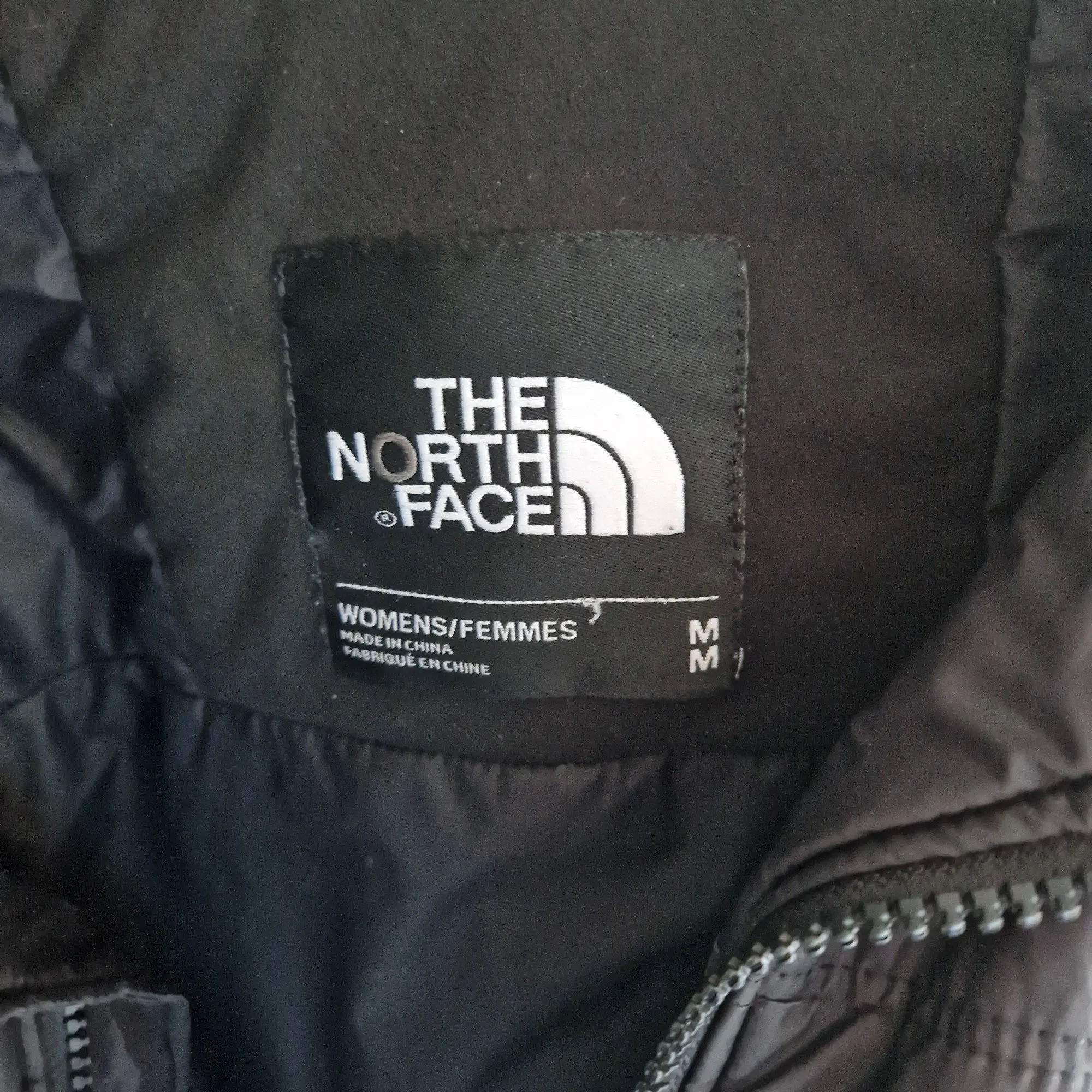 The North Face Windbreaker - Size M UK 10