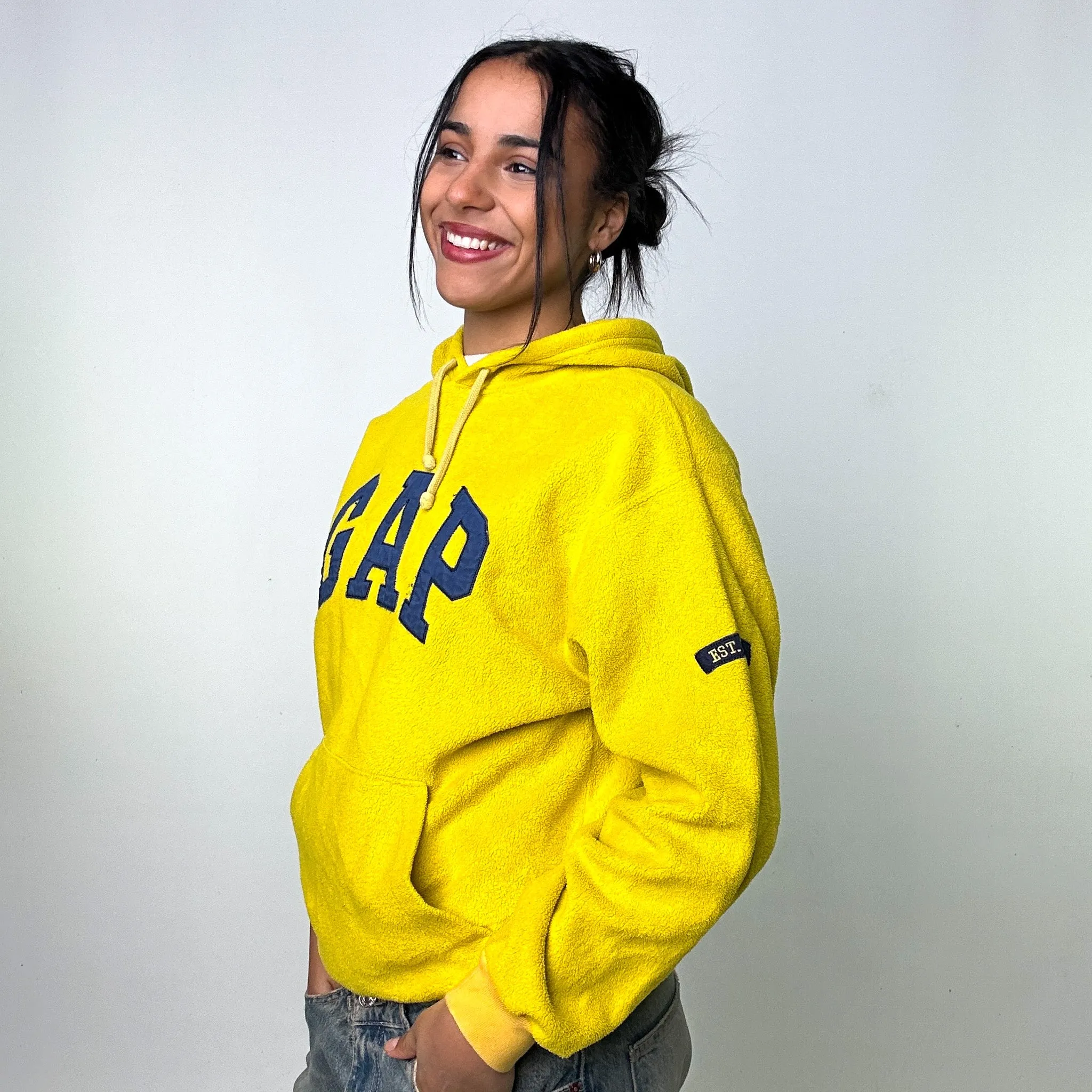 Yellow 90s GAP Fleece Spellout Hoodie Sweatshirt (M)